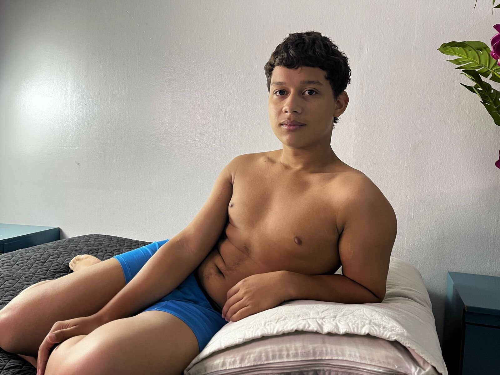 XXX Porn Photo of Nude AlexDuMontt 3