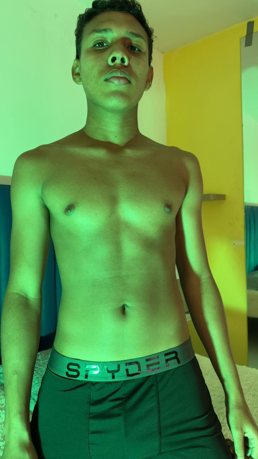 XXX Porn Photo of Nude Alan_Savage 5