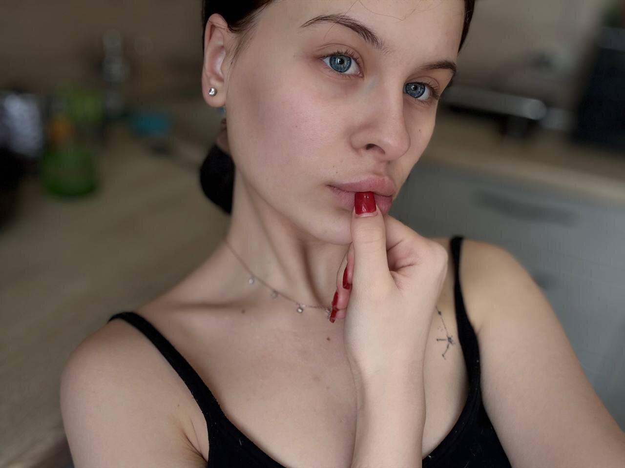 XXX Porn Photo of Nude NoraPassion 3