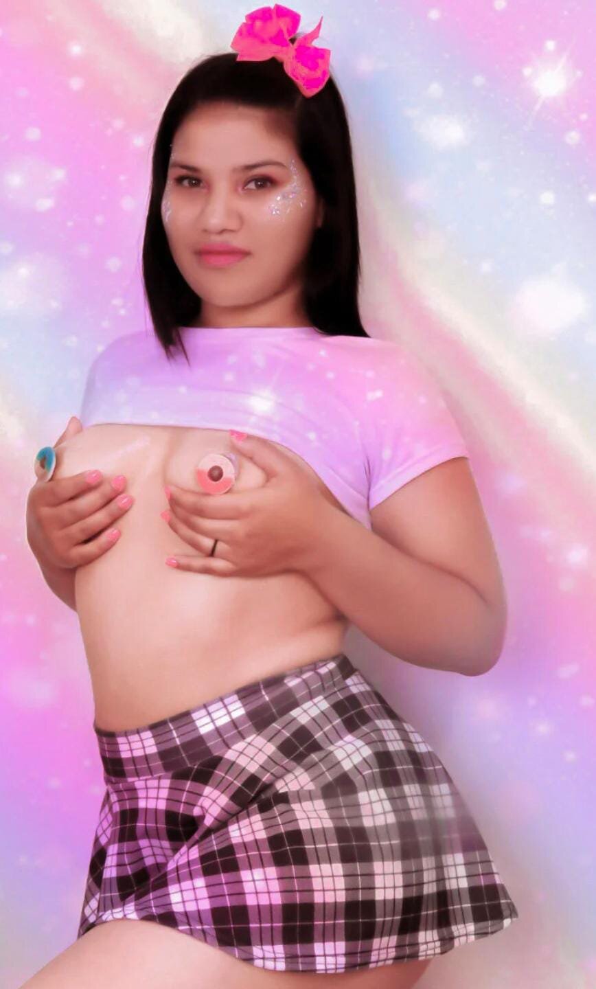XXX Porn Photo of Nude mile_uribe 13