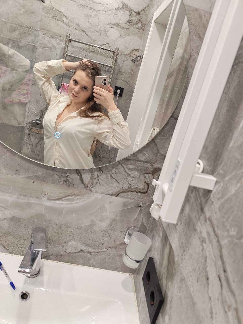 XXX Porn Photo of Nude LuannaPetru 6