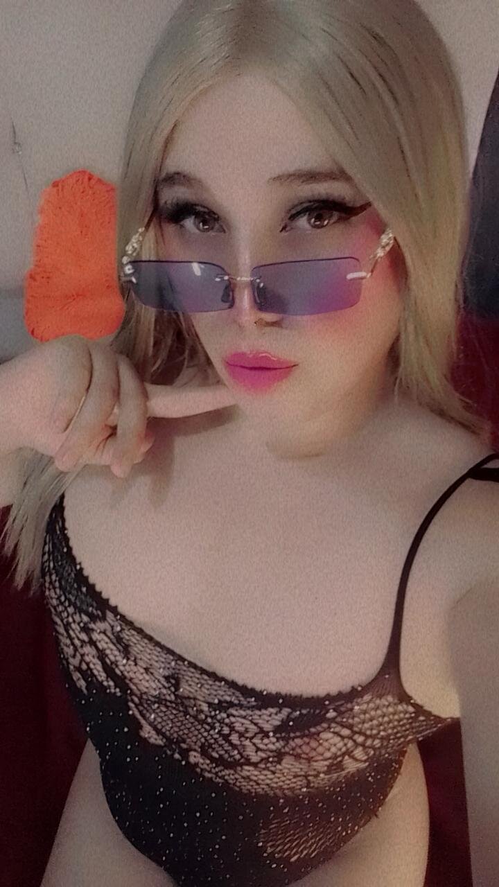 XXX Porn Photo of Nude TransParty 5
