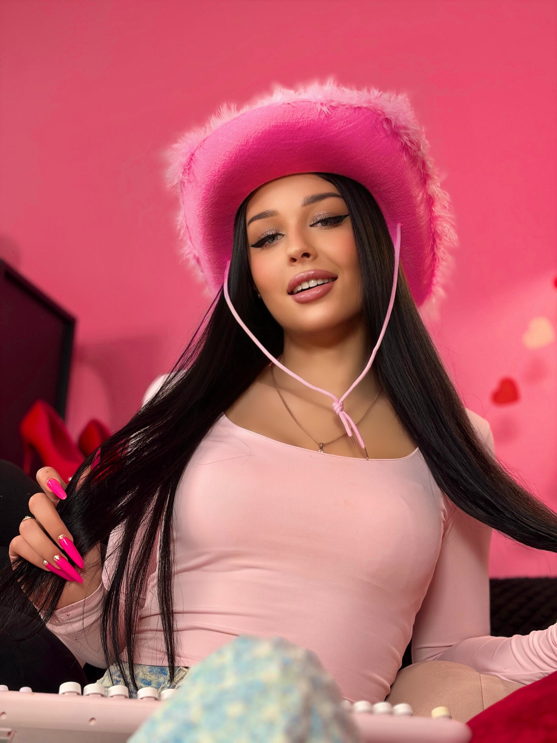 XXX Porn Photo of Nude RoxanneRoses 2