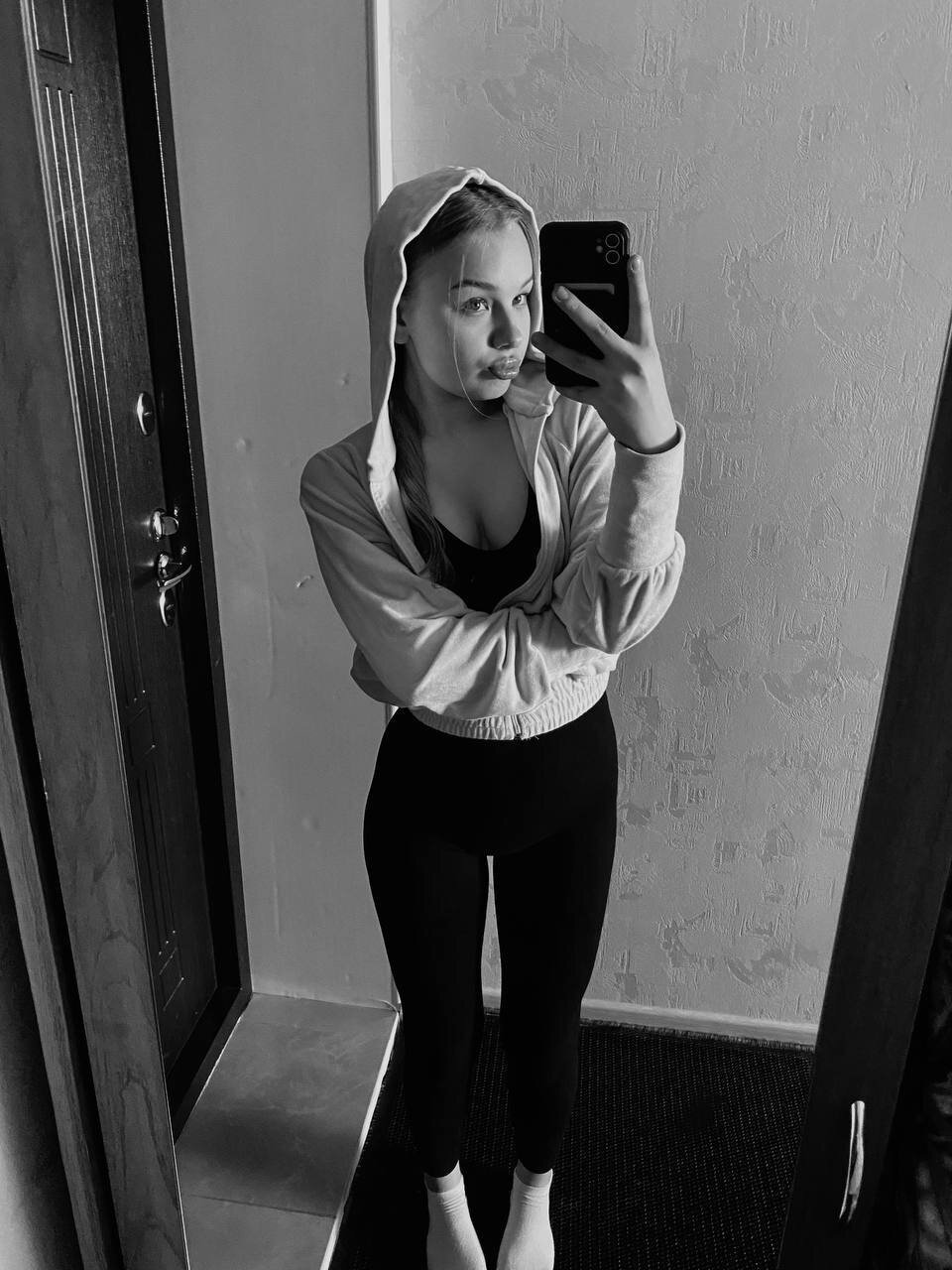 XXX Porn Photo of Nude A_DreE 1