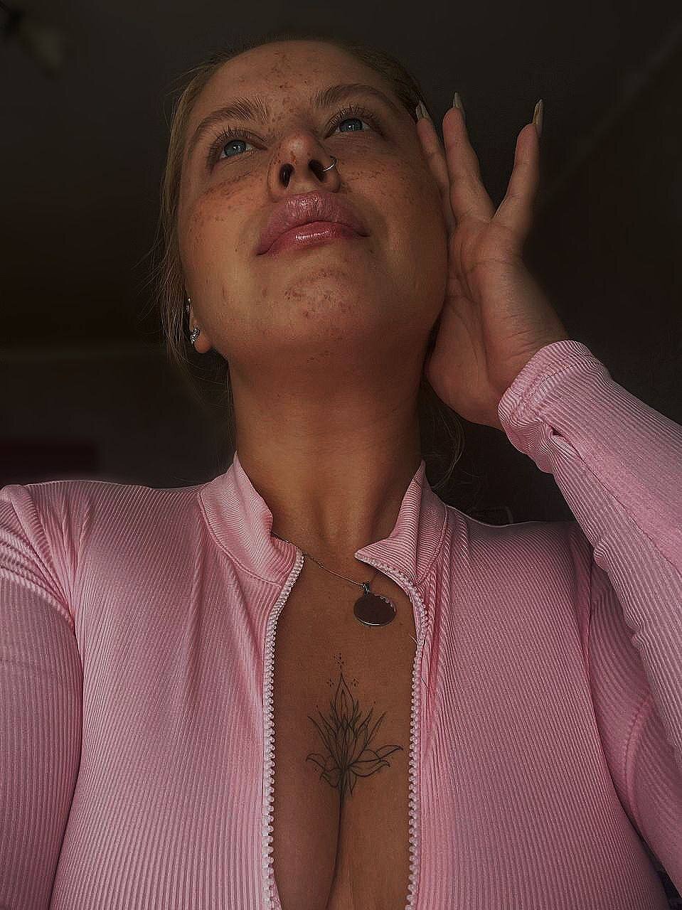 XXX Porn Photo of Nude Jenny_Luvs_ 1