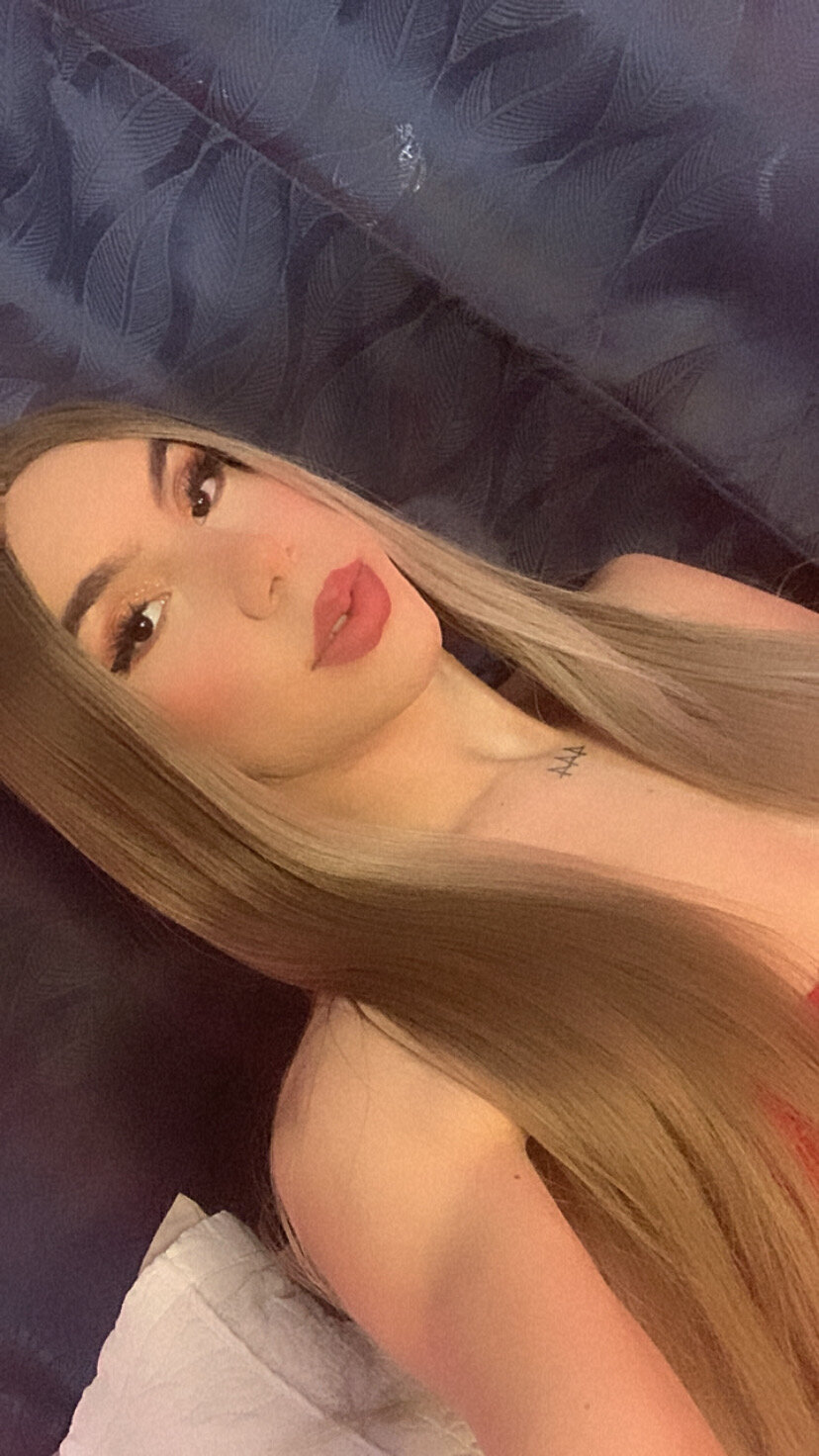 XXX Porn Photo of Nude PrettiestKathoey 18