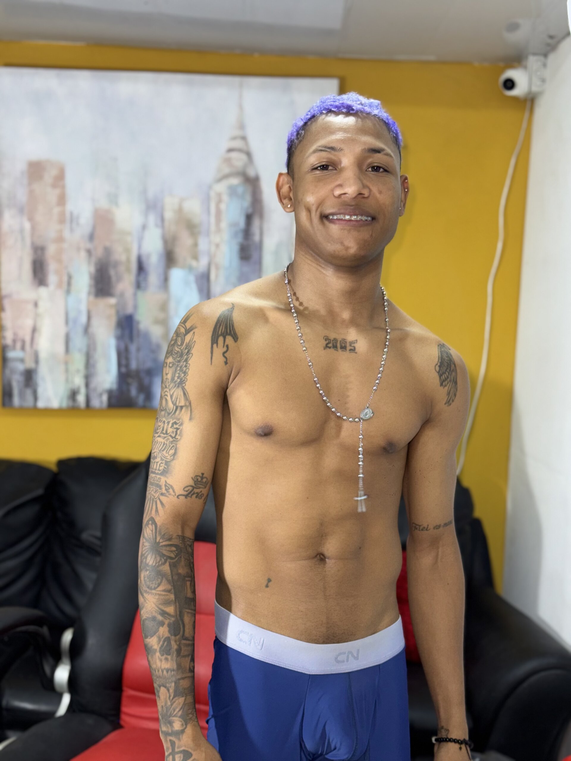 XXX Porn Photo of Nude emanuel_23cm 3
