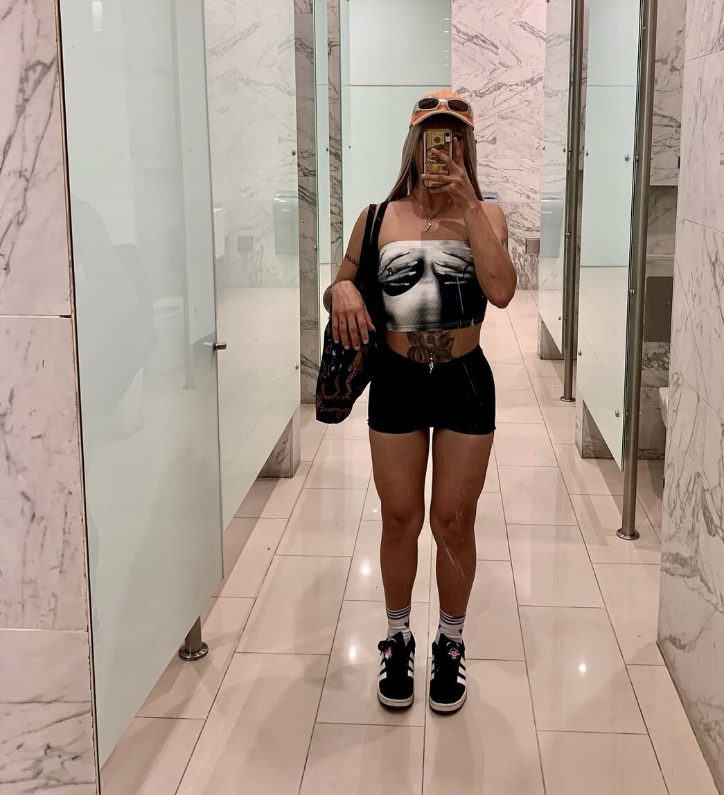 XXX Porn Photo of Nude georgina_ms 75