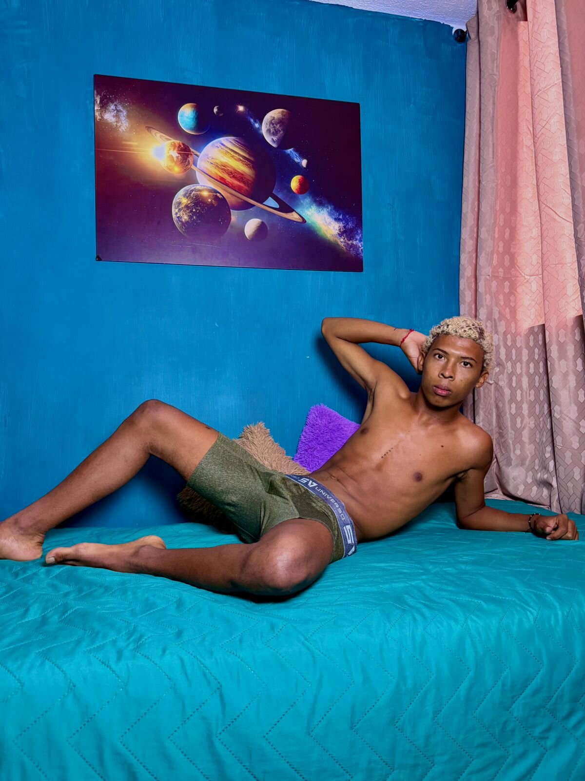 XXX Porn Photo of Nude hot_boy124 2