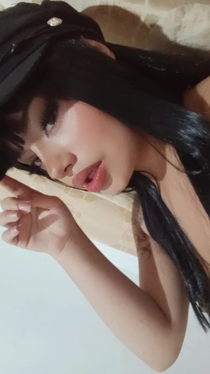 XXX Porn Photo of Nude _dark_honey_ 5