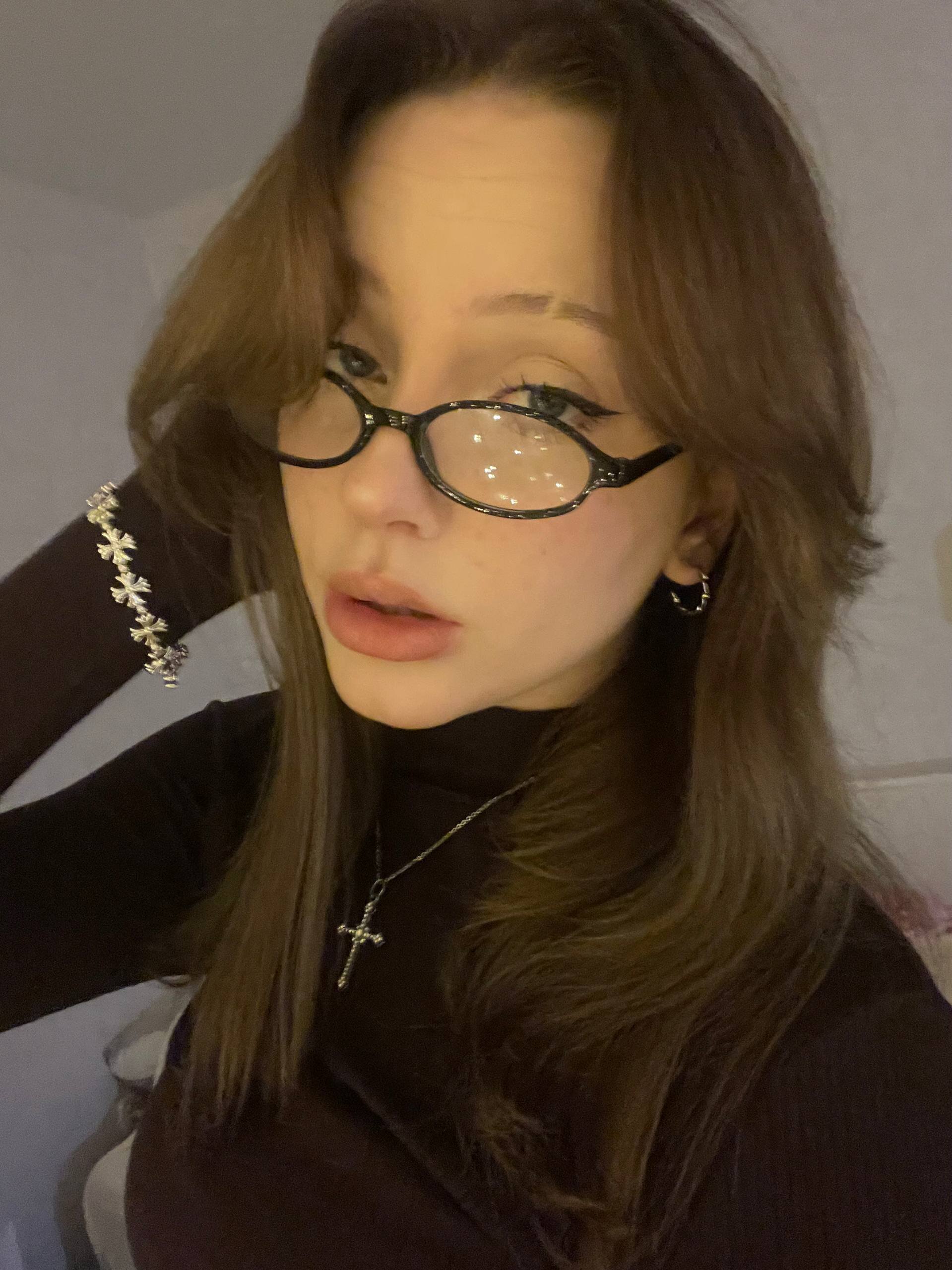 XXX Porn Photo of Nude GretaMcdannold 3