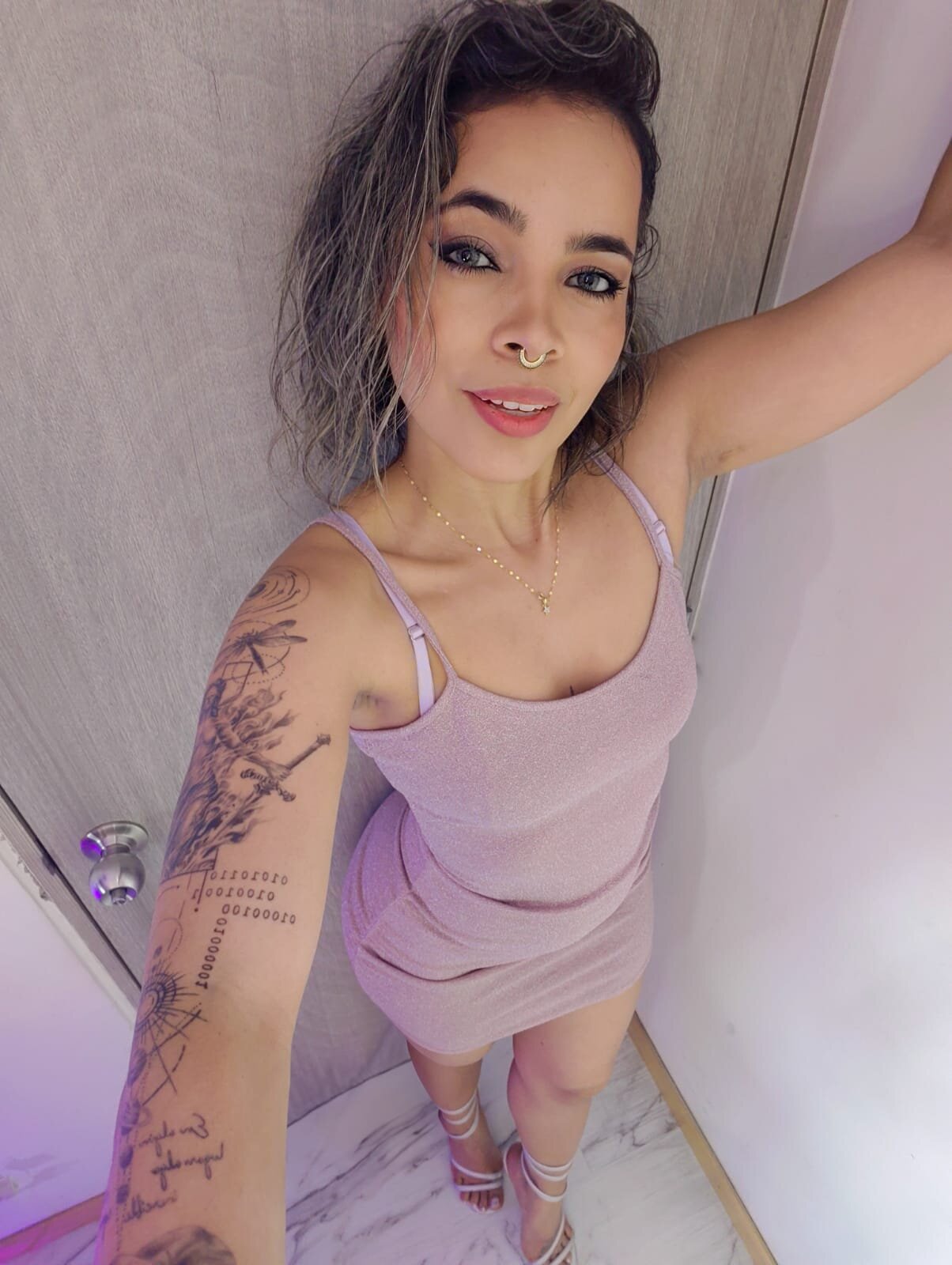 XXX Porn Photo of Nude lexa_25_ 90