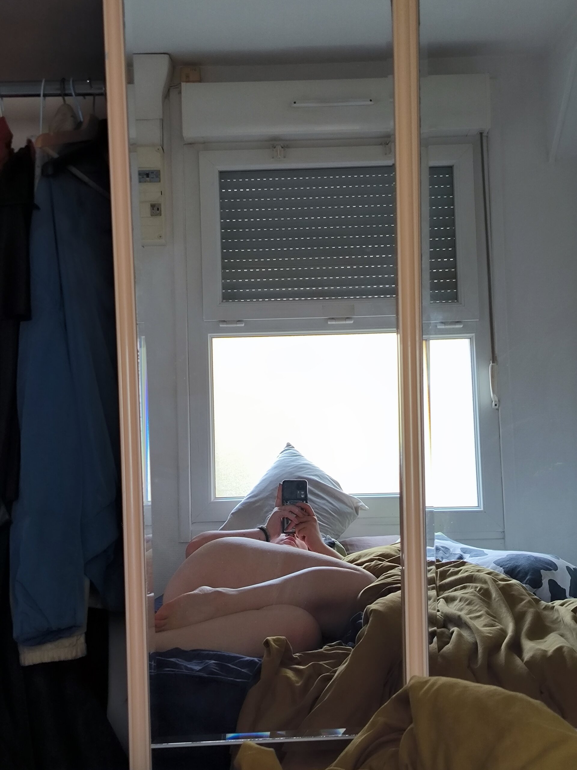 XXX Porn Photo of Nude elektriklise 1