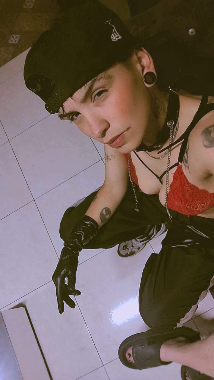 XXX Porn Photo of Nude naughty_girlwd 2