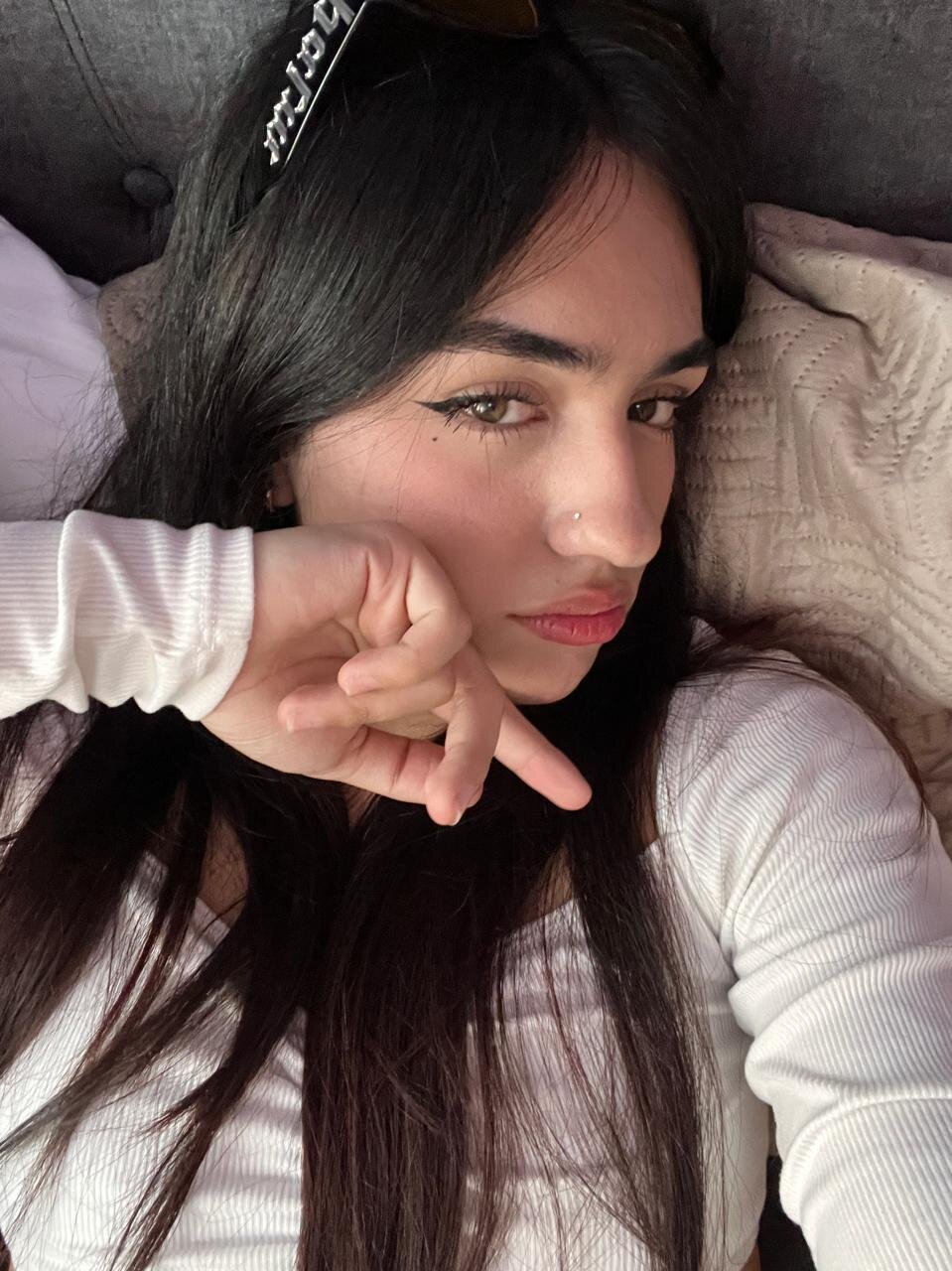XXX Porn Photo of Nude valen_rendon 15