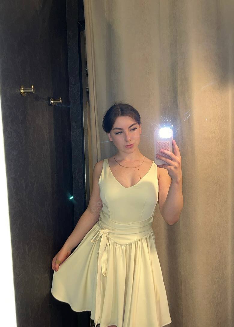 XXX Porn Photo of Nude KareyHamad 3