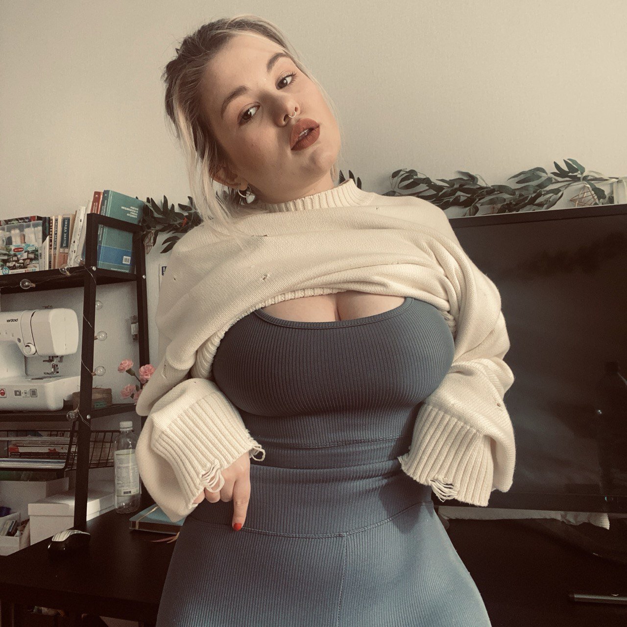 XXX Porn Photo of Nude TessPleasure 7