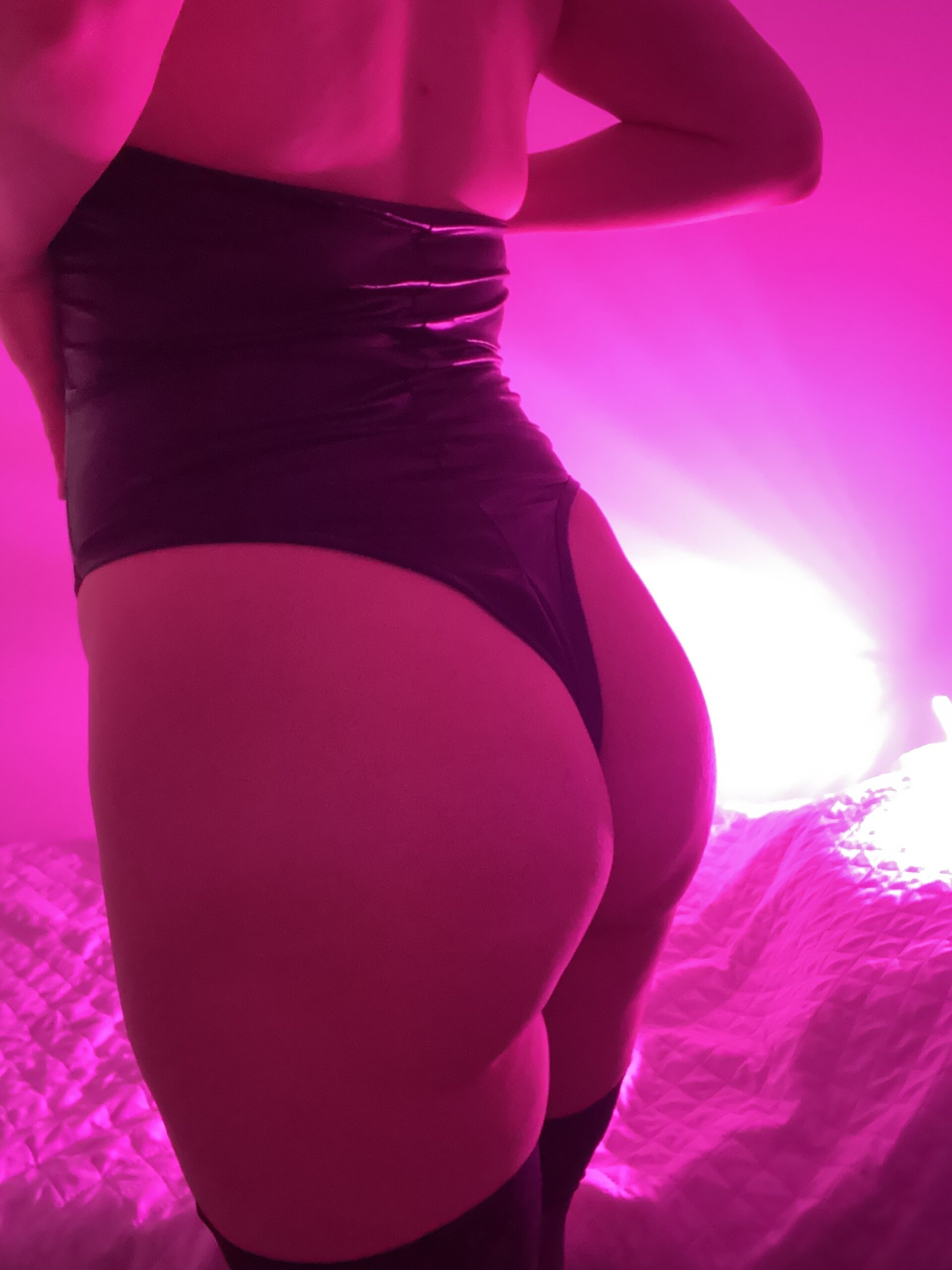 XXX Porn Photo of Nude KyleeGerson 7