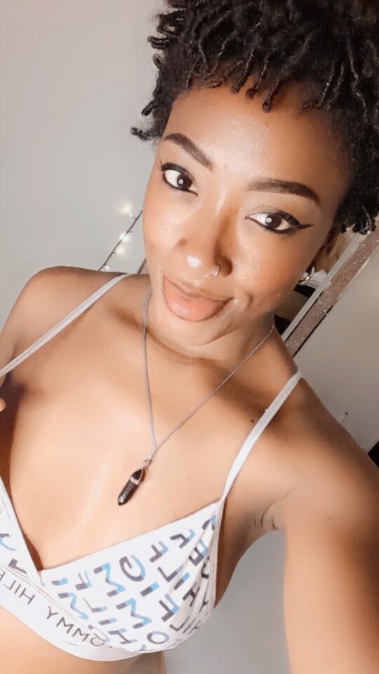 XXX Porn Photo of Nude DarkHoneyy 16