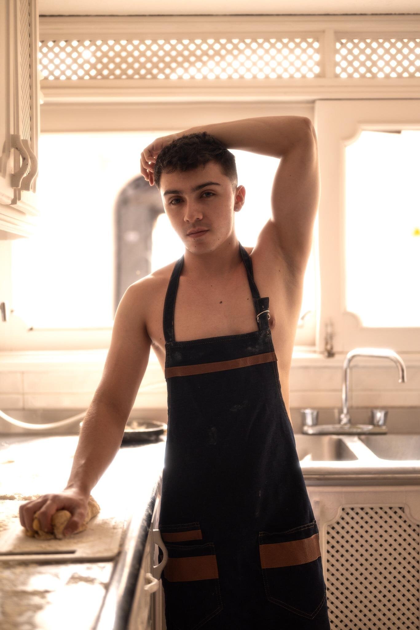 XXX Porn Photo of Nude aron__cooper 5