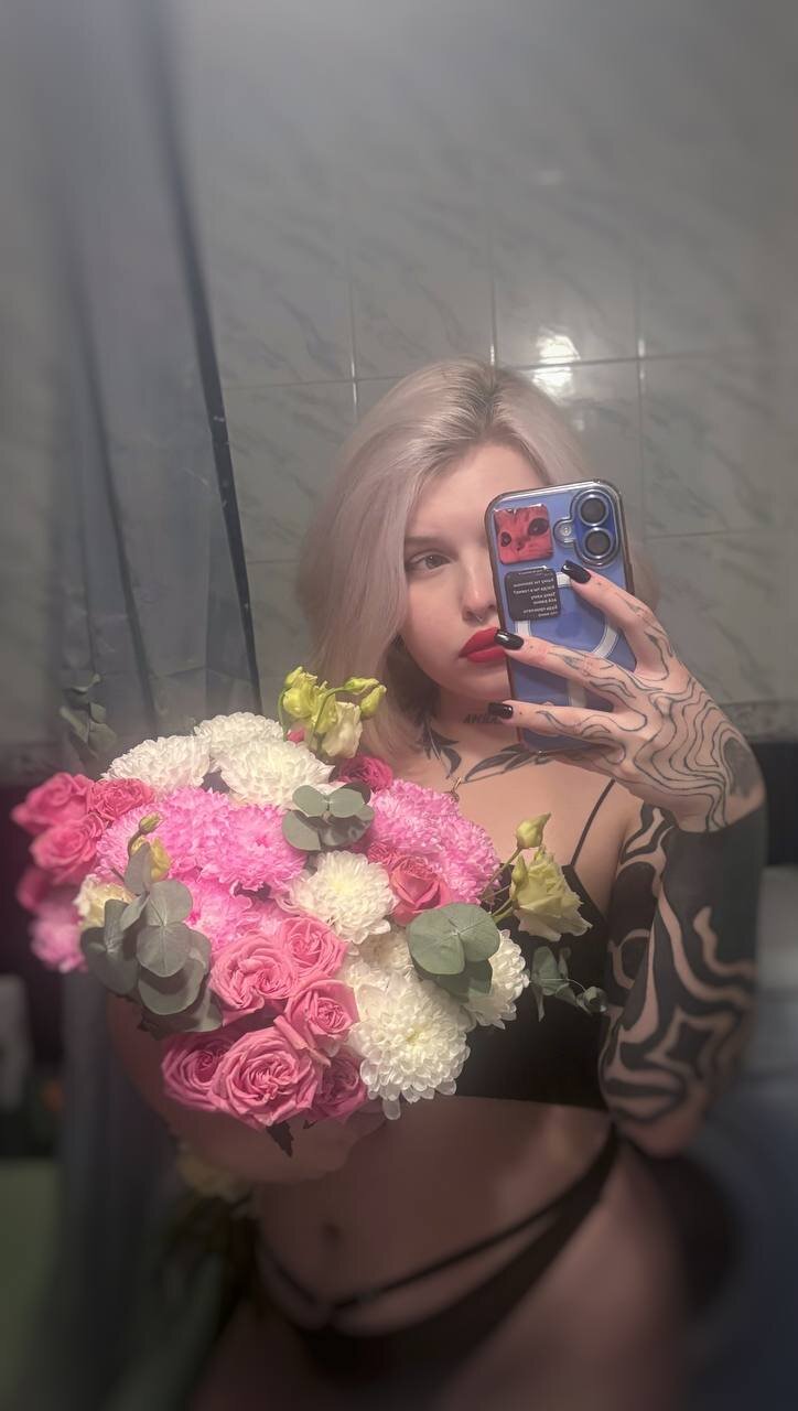 XXX Porn Photo of Nude lana_shadow 4