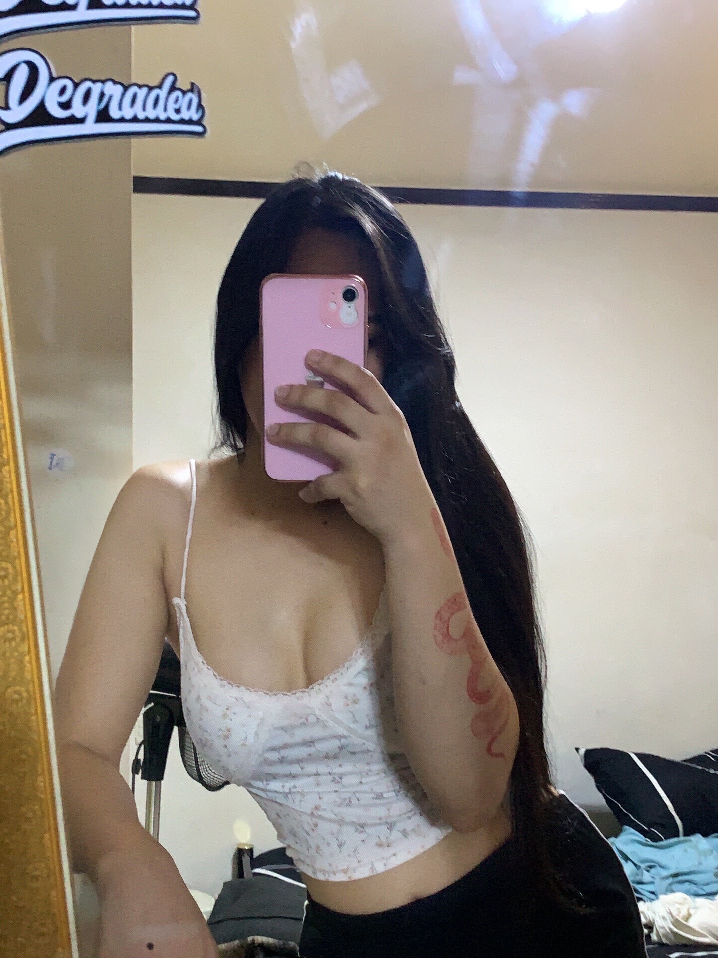XXX Porn Photo of Nude saphira_fucks 5