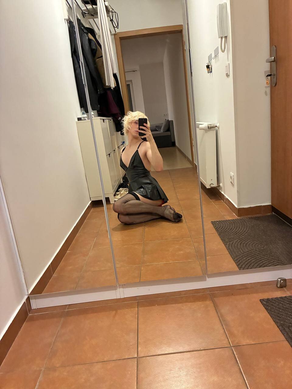 XXX Porn Photo of Nude Pearl_Inferno 1