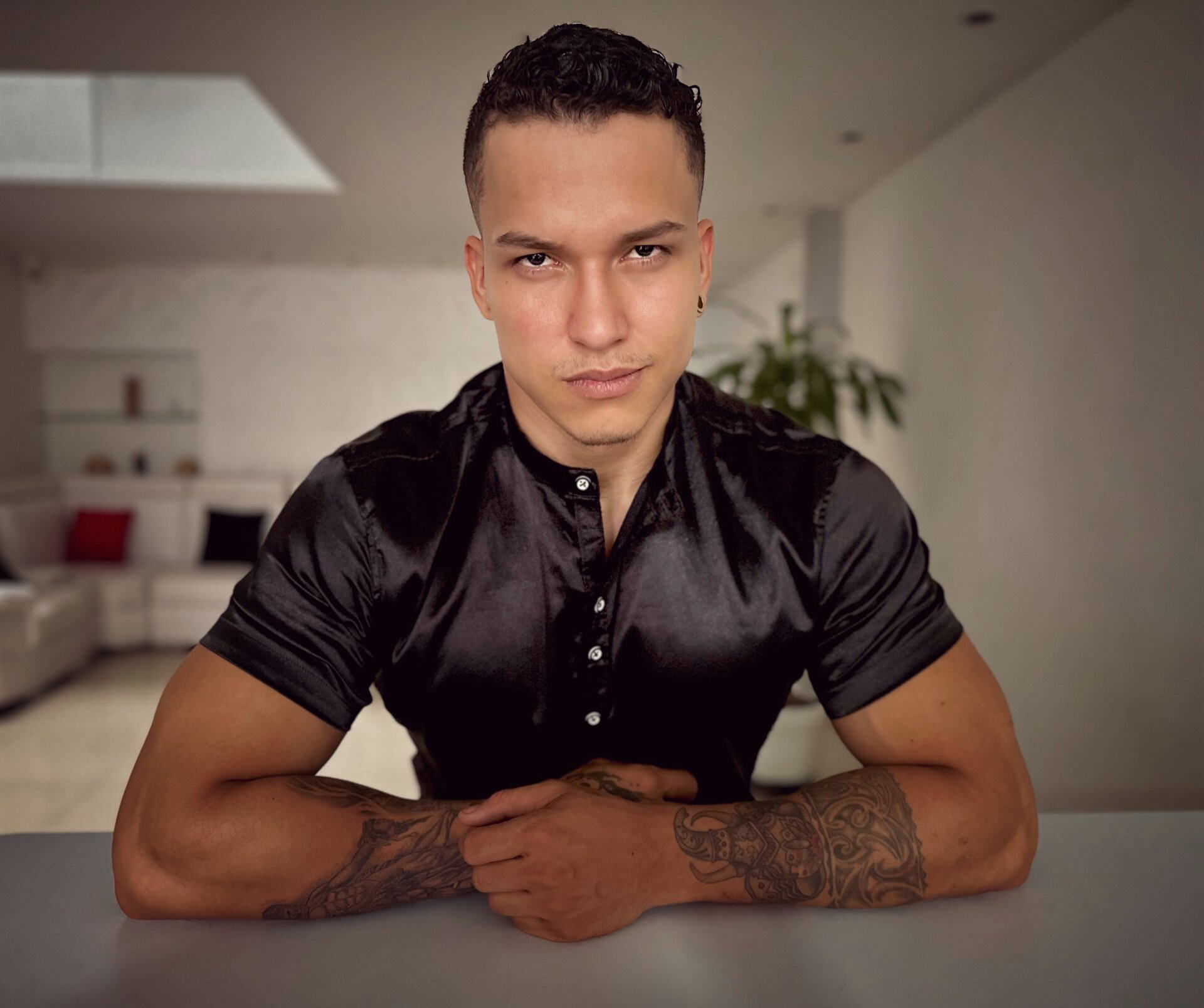 XXX Porn Photo of Nude ArnoldSexy_ 3
