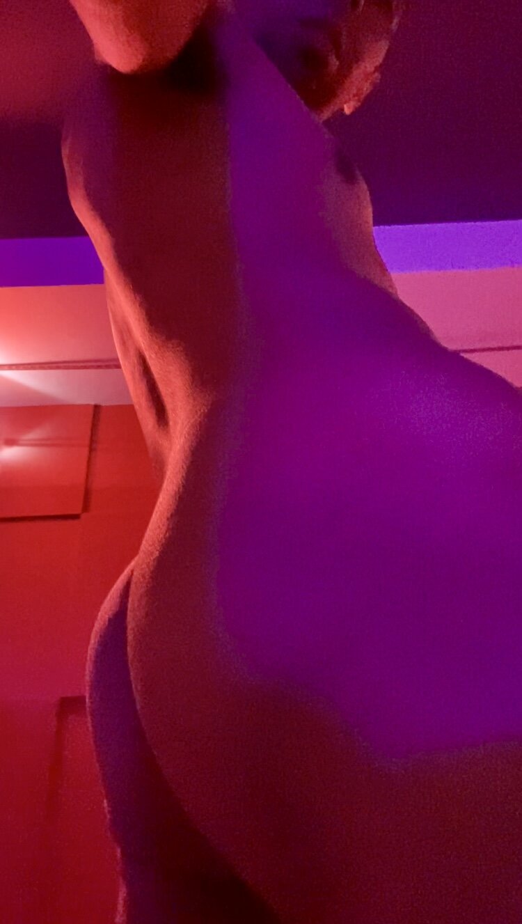 XXX Porn Photo of Nude AquilesBaezaCerda 24