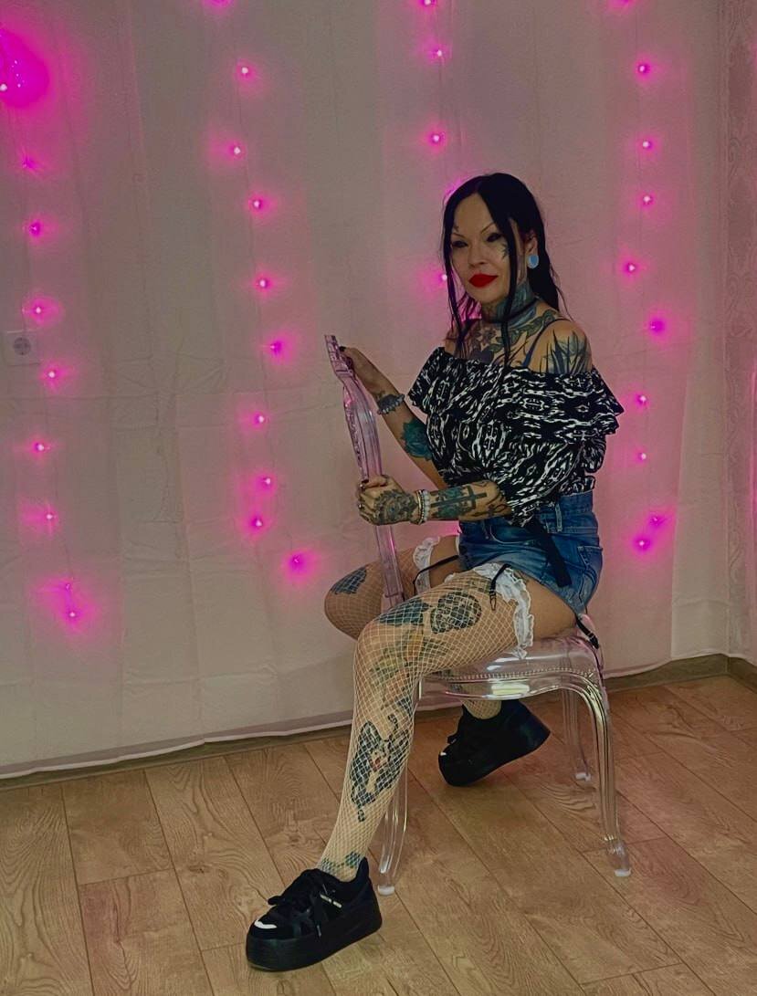 XXX Porn Photo of Nude Megan_Black_Moon 62