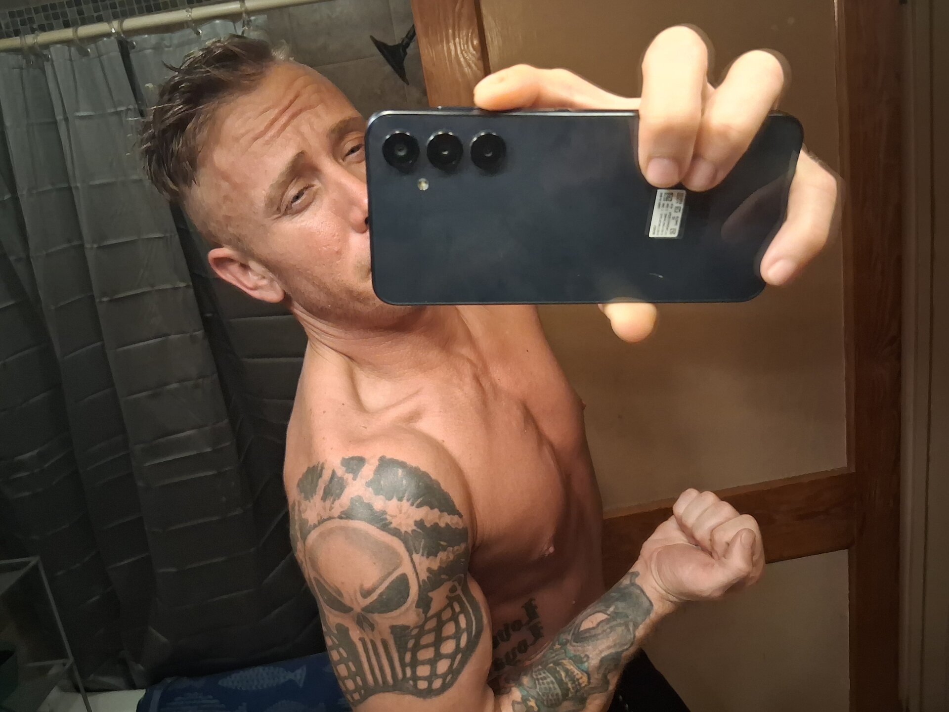 XXX Porn Photo of Nude Br0kenKenDoll 2