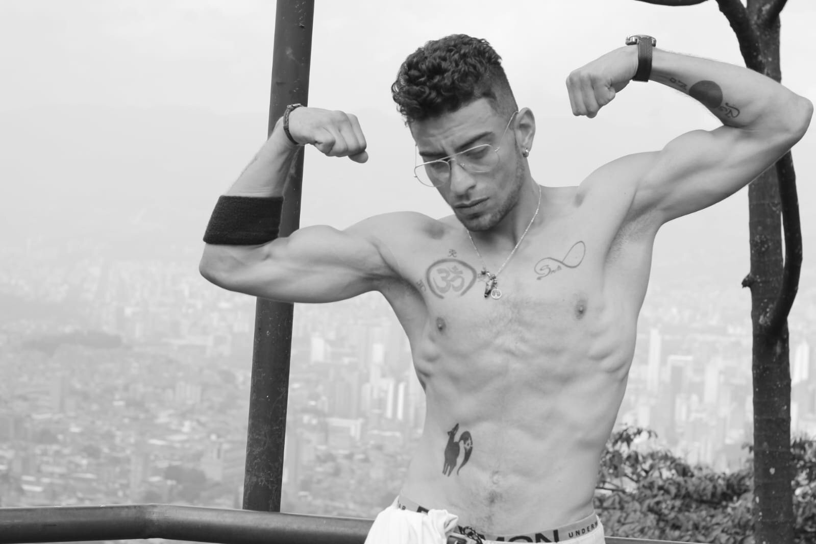 XXX Porn Photo of Nude blake_cruz08 1