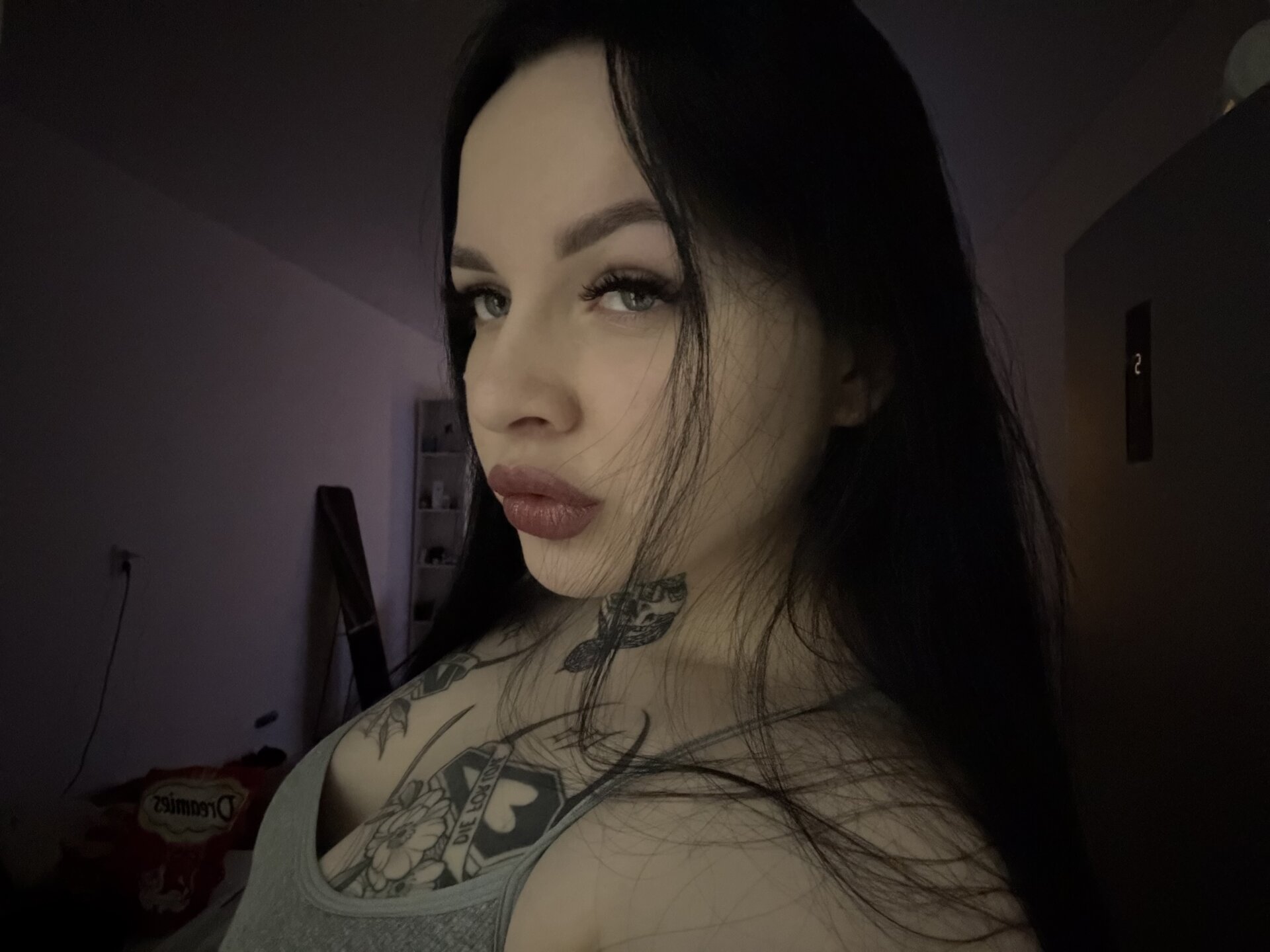 XXX Porn Photo of Nude Sweetie_15 3