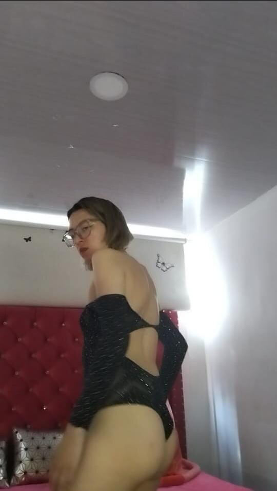 XXX Porn Photo of Nude cristal_hills_19 2