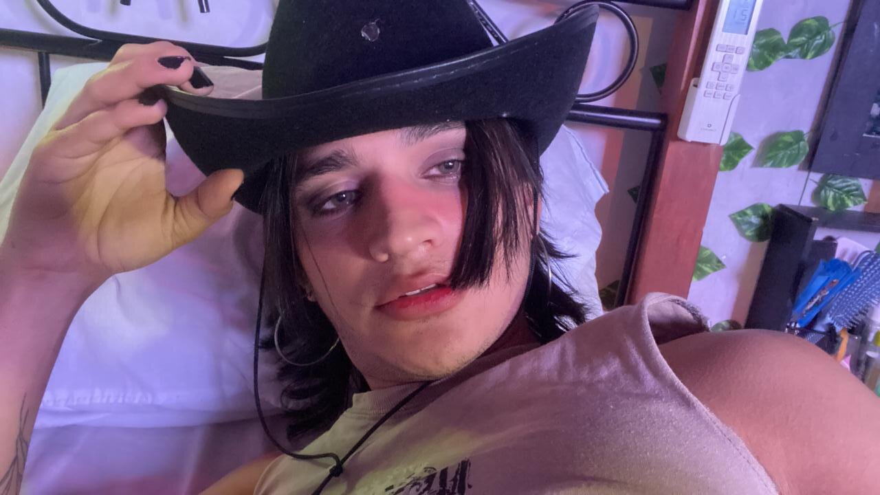 XXX Porn Photo of Nude Aaron_Darkus 6