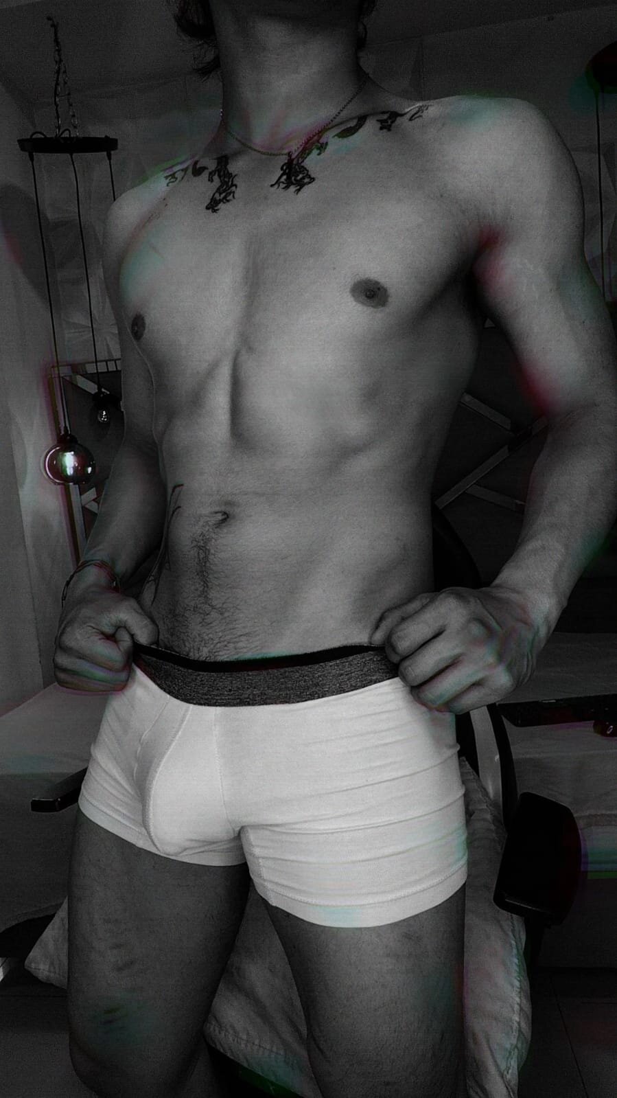 XXX Porn Photo of Nude MattFiore 36